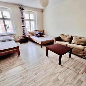 Przestronny Apartament Dla Czterech Osób Wrocław